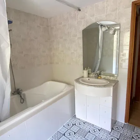 Casa vacanze For 4 People *